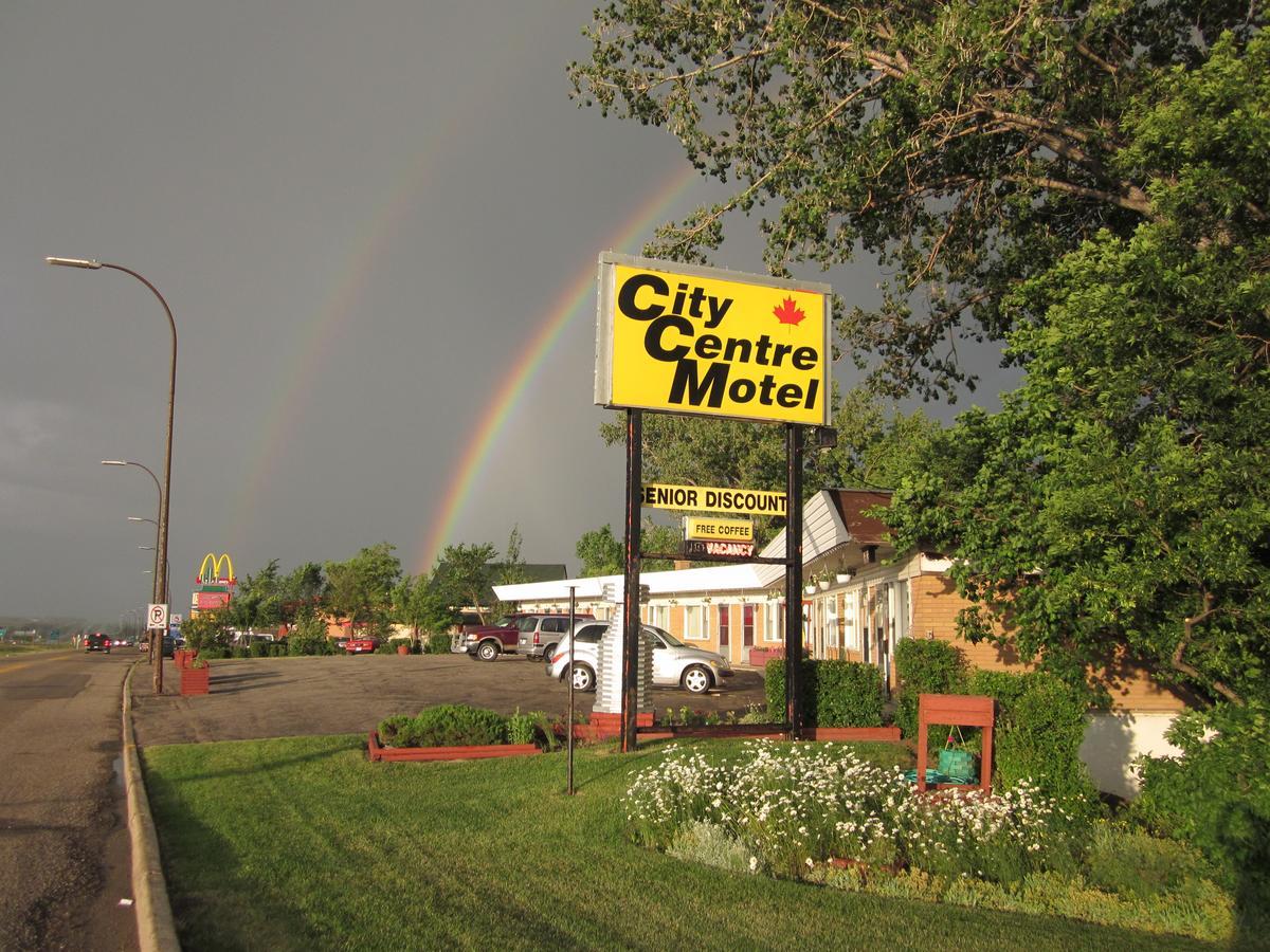 City Centre Motel Swift Current Exterior photo